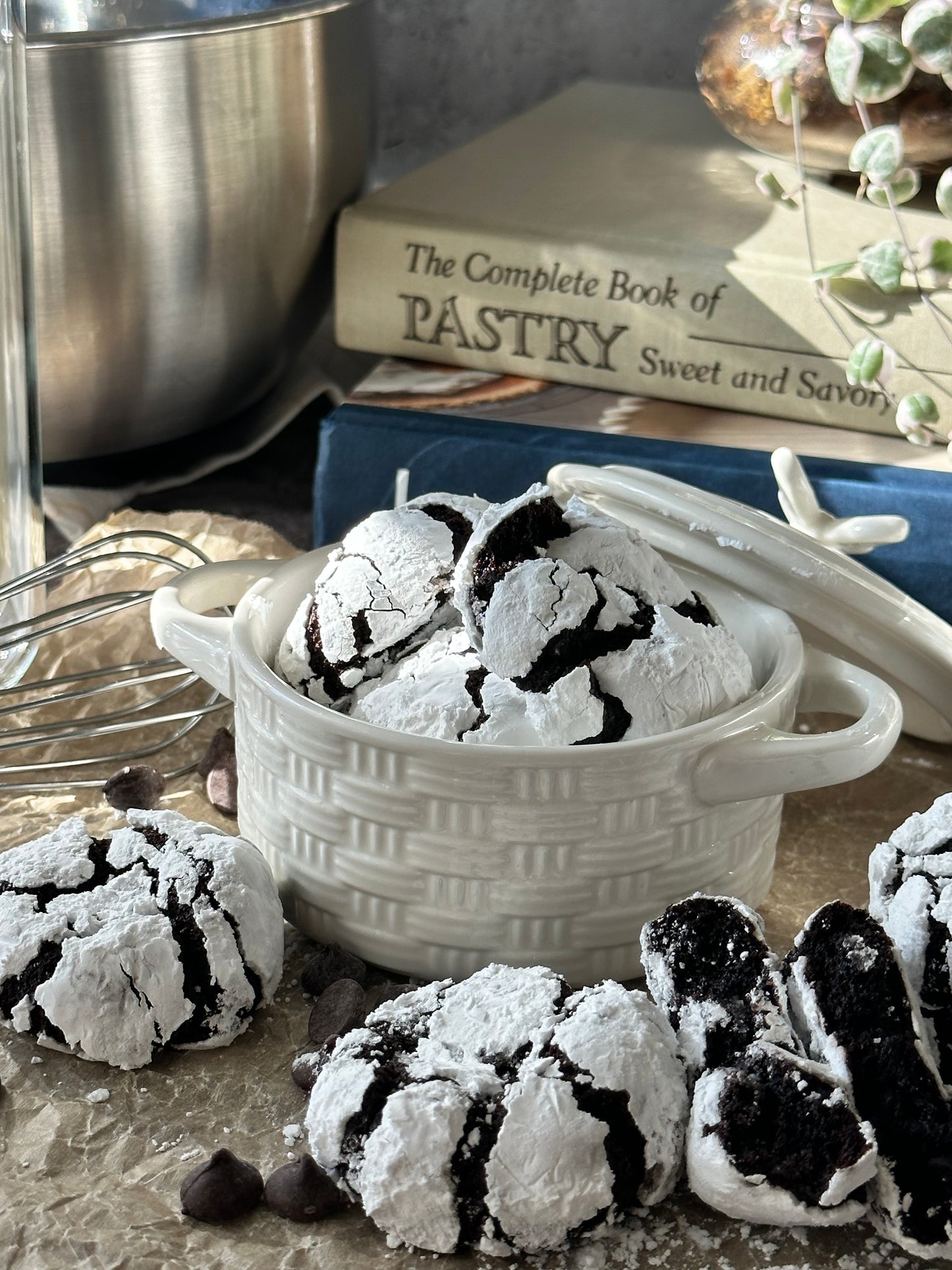 Chocolate Crinkle Cookies